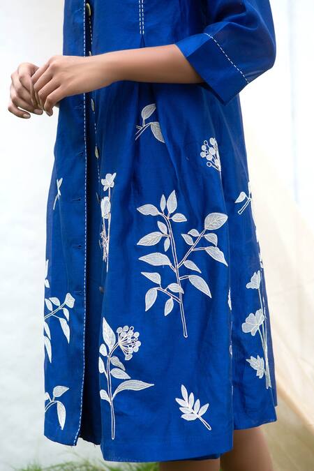 Buy_Payal Pratap_Blue Chanderi Jacket Kurta Round Embroidered  _Online_at_Aza_Fashions