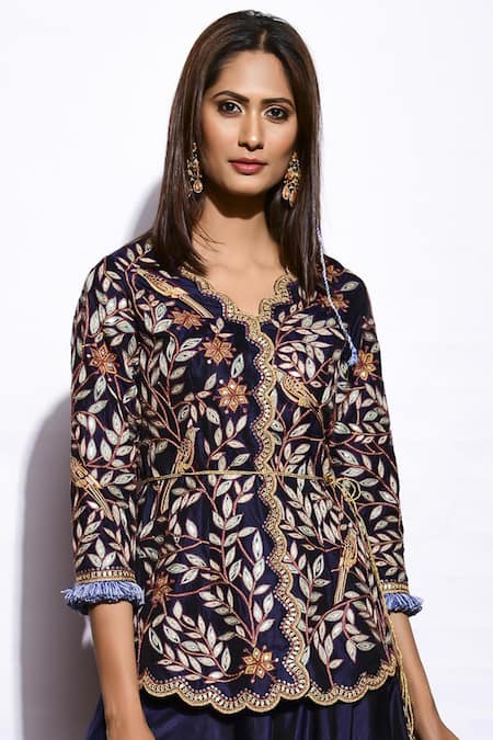 Buy_Swati Vijaivargie_Blue Silk V-shaped Neckline Embroidered Kurta Skirt Set _Online_at_Aza_Fashions