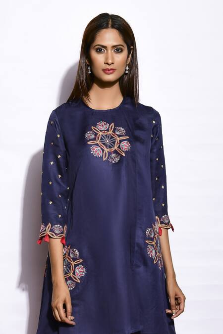 Buy Swati Vijaivargie Blue Kurta Silk Pant Linen Round Embroidered Asymmetric Set Online at Aza Fashions Buy_Swati Vijaivargie_Blue Kurta Silk Pant Linen Round Embroidered Asymmetric Set _Online_at_Aza_Fashions