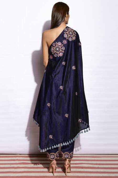Shop Swati Vijaivargie Blue Kurta Silk Pant Linen Asymmetric Embroidered Cape Set at Aza Fashions Shop_Swati Vijaivargie_Blue Kurta Silk Pant Linen Asymmetric Embroidered Cape Set _at_Aza_Fashions