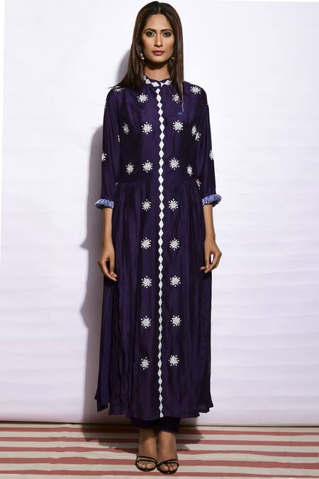 Swati Vijaivargie Blue Silk Band Collar Embroidered Kurta Set Online at Aza Fashions Swati Vijaivargie_Blue Silk Band Collar Embroidered Kurta Set _Online_at_Aza_Fashions