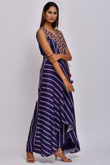 Swati Vijaivargie_Blue Linen Satin V-shaped Neckline Printed Flared Jumpsuit _Online_at_Aza_Fashions