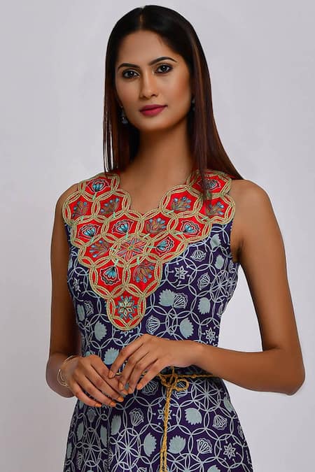 Buy_Swati Vijaivargie_Blue Linen Satin V-shaped Neckline Printed Jumpsuit _Online_at_Aza_Fashions