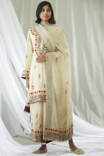 Heena Kochhar_Off White Chanderi Embroidered Kurta  Palazzo Set_Online_at_Aza_Fashions