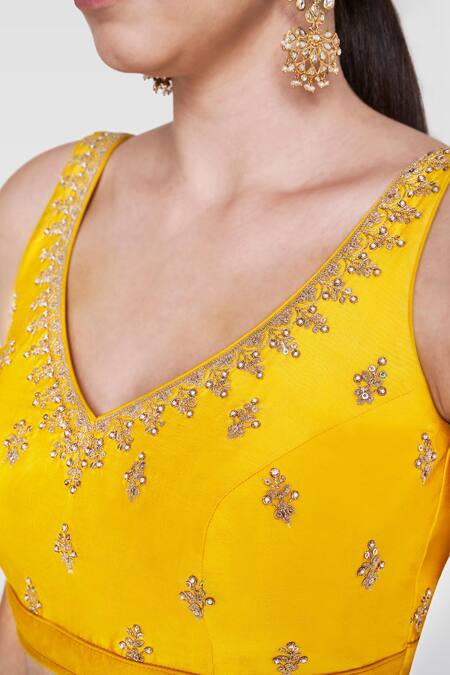 Anita Dongre_Parina Lehenga_Online_at_Aza_Fashions