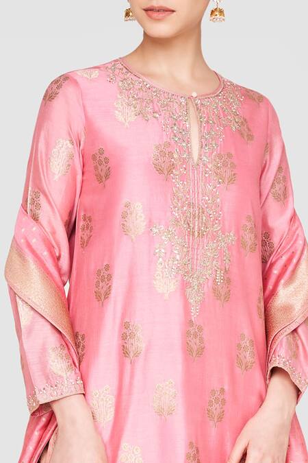 Anita Dongre_Avani Set_Online_at_Aza_Fashions