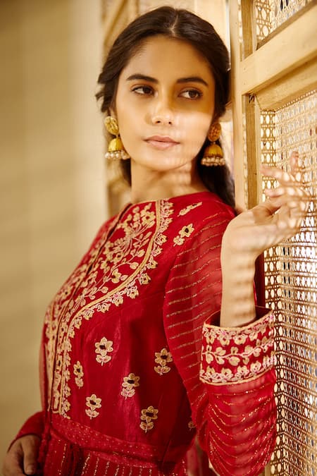 Shop Shyam Narayan Prasad Red Silk Round Embroidered Anarkali Set Online at Aza Fashions Shop_Shyam Narayan Prasad_Red Silk Round Embroidered Anarkali Set _Online_at_Aza_Fashions