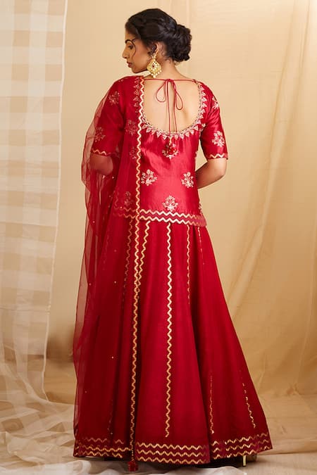 Shyam Narayan Prasad Embroidered Kurta Lehenga Set 