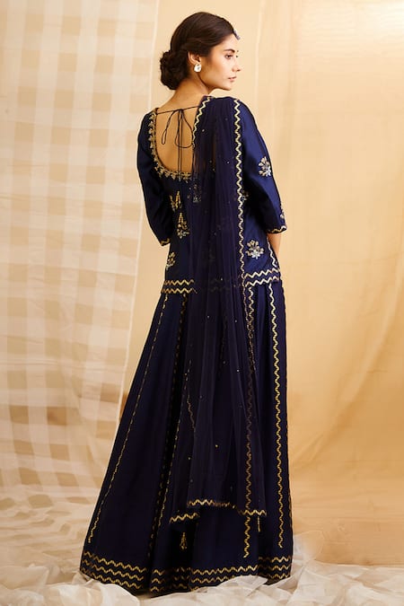 Shyam Narayan Prasad Embroidered Kurta Lehenga Set 