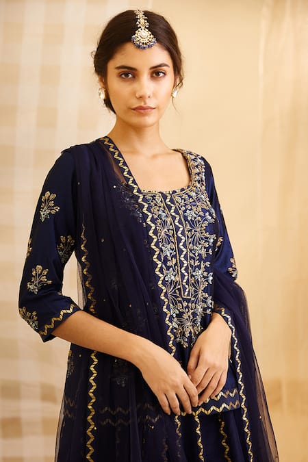 Shop Shyam Narayan Prasad Blue Silk, Chanderi Brocade 3d Floral Round Embroidered Kurta Lehenga Set Online at Aza Fashions Shop_Shyam Narayan Prasad_Blue Silk, Chanderi Brocade 3d Floral Round Embroidered Kurta Lehenga Set _Online_at_Aza_Fashions