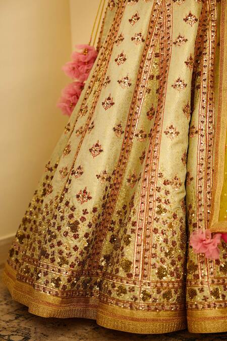 Shop Shyam Narayan Prasad Green Silk Embellished Lehenga Set Online at Aza Fashions Shop_Shyam Narayan Prasad_Green Silk Embellished Lehenga Set _Online_at_Aza_Fashions