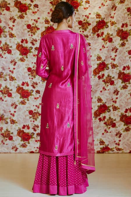 Shyam Narayan Prasad Silk Embroidered Kurta Lehenga Set 