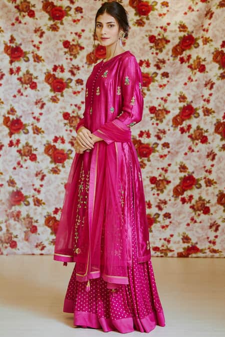 Shyam Narayan Prasad Pink Silk, Georgette Round Embroidered Kurta Lehenga Set Online at Aza Fashions Shyam Narayan Prasad_Pink Silk, Georgette Round Embroidered Kurta Lehenga Set _Online_at_Aza_Fashions
