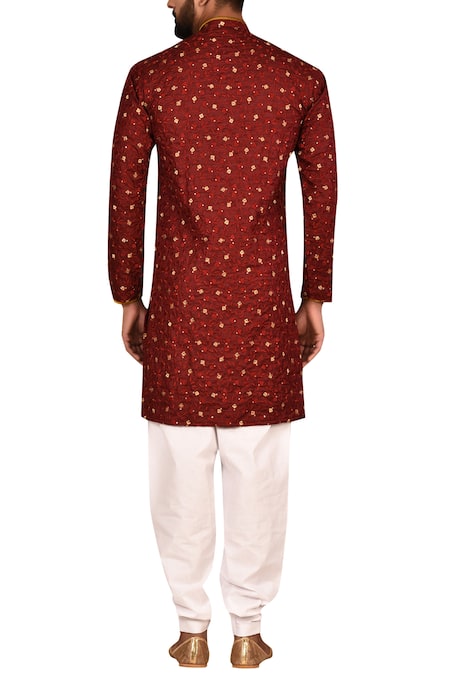 Arihant Rai Sinha Embroidered Kurta Set 