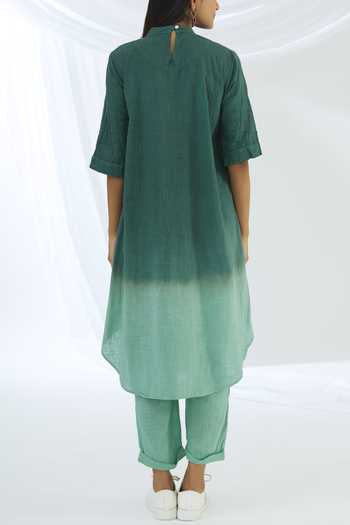 Shop Chambray & Co. Green Cotton Linen Round Kurta Set at Aza Fashions Shop_Chambray & Co._Green Cotton Linen Round Kurta Set_at_Aza_Fashions