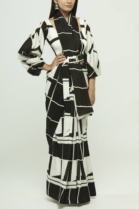 Buy Vedika M Black Square Neck Printed Silk Saree With Blouse Online at Aza Fashions Buy_Vedika M_Black Square Neck Printed Silk Saree With Blouse _Online_at_Aza_Fashions