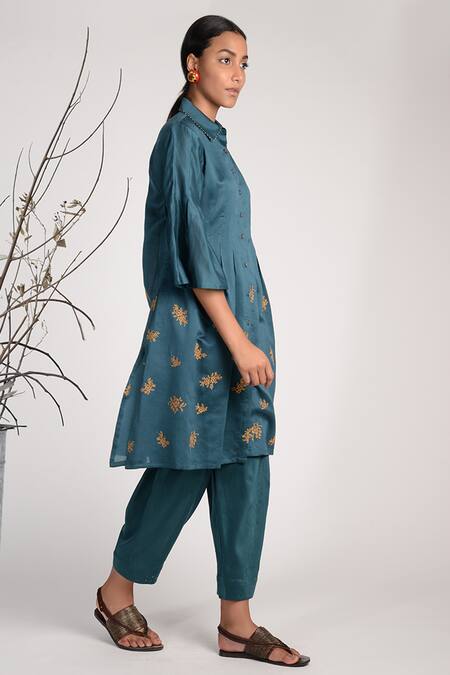 Umbar_Blue Silk Spread Collar Embroidered Tunic_Online_at_Aza_Fashions