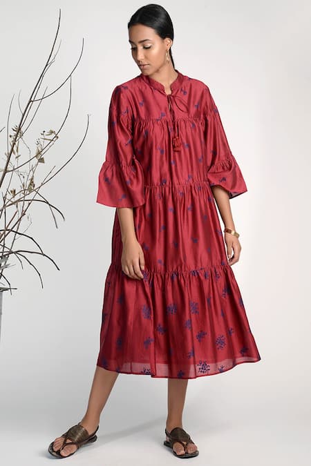 Umbar Embroidered Midi Dress 