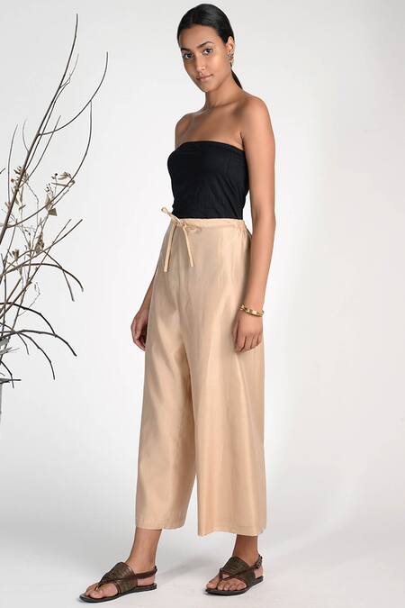 Umbar Beige Silk And Cotton Blend High Waist Culottes Online at Aza Fashions Umbar_Beige Silk And Cotton Blend High Waist Culottes_Online_at_Aza_Fashions
