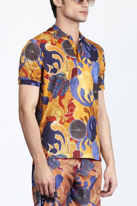 Shivan & Narresh_Multi Color Printed Polo T-shirt_Online_at_Aza_Fashions