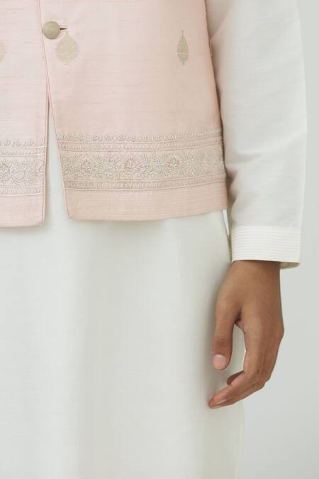 Vanshik_White Silk Bundi Kurta Set _at_Aza_Fashions