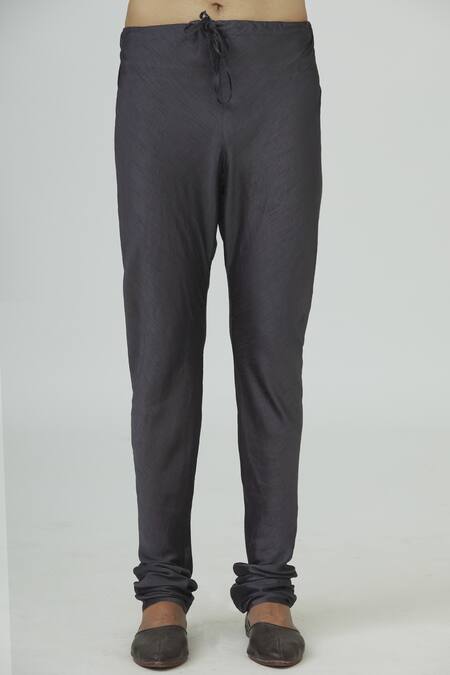 Shop Vanshik Grey Silk Bundi Kurta Set Online at Aza Fashions Shop_Vanshik_Grey Silk Bundi Kurta Set _Online_at_Aza_Fashions