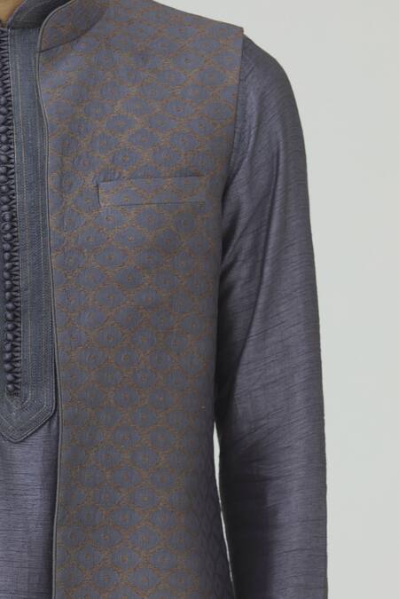 Vanshik Grey Silk Bundi Kurta Set at Aza Fashions Vanshik_Grey Silk Bundi Kurta Set _at_Aza_Fashions