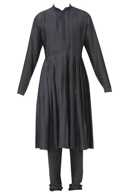 Buy Vanshik Black Silk Bundi Kurta Set Online at Aza Fashions Buy_Vanshik_Black Silk Bundi Kurta Set _Online_at_Aza_Fashions