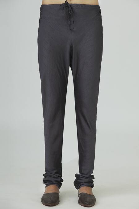 Shop Vanshik Black Silk Bundi Kurta Set Online at Aza Fashions Shop_Vanshik_Black Silk Bundi Kurta Set _Online_at_Aza_Fashions