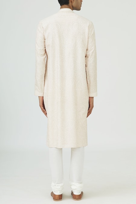 Shop Vanshik Off White Chanderi Silk Kurta Set at Aza Fashions Shop_Vanshik_Off White Chanderi Silk Kurta Set _at_Aza_Fashions