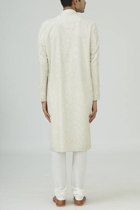 Shop Vanshik Off White Chanderi Silk Kurta Set at Aza Fashions Shop_Vanshik_Off White Chanderi Silk Kurta Set _at_Aza_Fashions