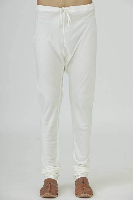 Shop Vanshik Off White Chanderi Silk Kurta Set Online at Aza Fashions Shop_Vanshik_Off White Chanderi Silk Kurta Set _Online_at_Aza_Fashions