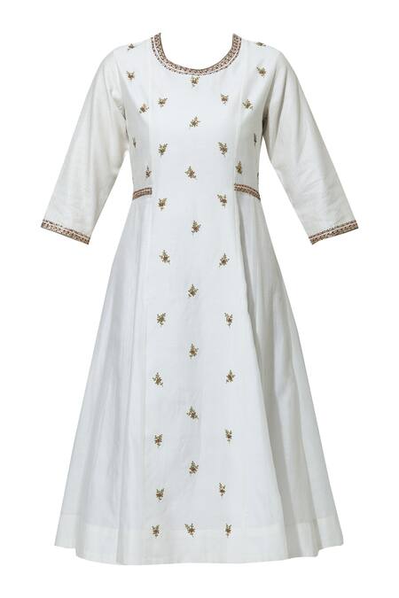 Shop_Virtuoso By Mekha And Anurag_White Chanderi Round Kurta With Dupatta_Online_at_Aza_Fashions