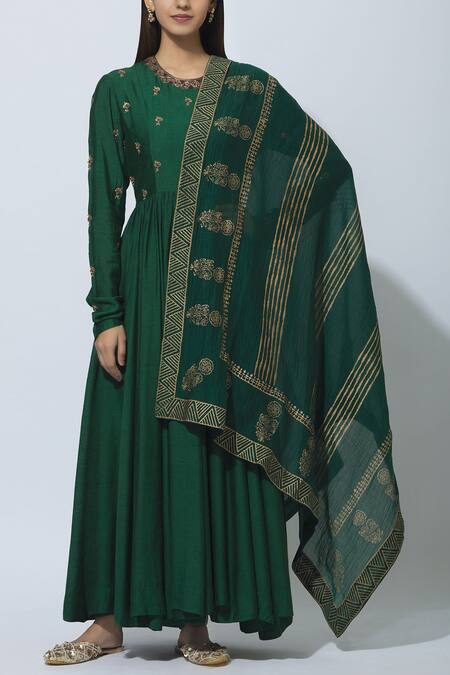 Virtuoso By Mekha And Anurag_Green Chanderi Round Anarkali With Dupatta_Online_at_Aza_Fashions