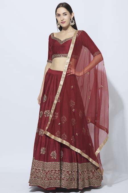 Buy_Esha Koul_Maroon Silk, Net Sweetheart Neck Bridal Lehenga Set _Online_at_Aza_Fashions