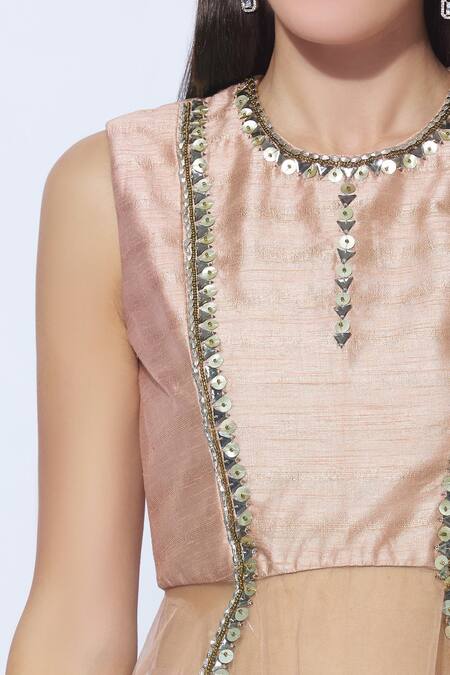 NIDHIKA SHEKHAR Pink Silk, Shantoon Lining Round Embellished Tunic Set at Aza Fashions NIDHIKA SHEKHAR_Pink Silk, Shantoon Lining Round Embellished Tunic Set _at_Aza_Fashions