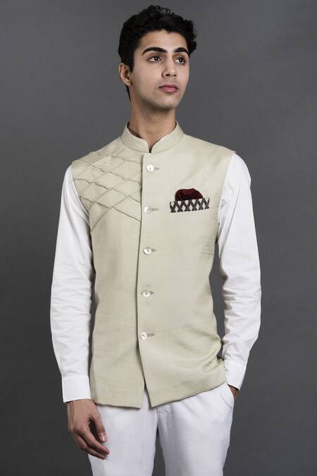 Seirra Thakur_Green Santoon Textured Nehru Jacket_Online_at_Aza_Fashions