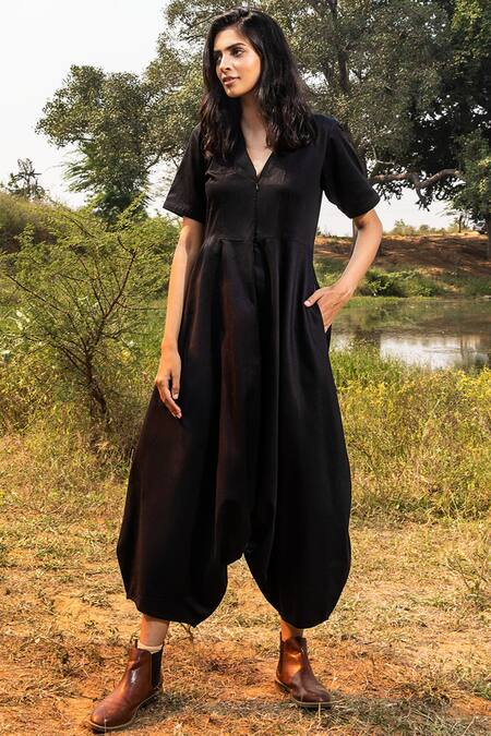 Buy Kharakapas Black Cotton Jumpsuit Online at Aza Fashions Buy_Kharakapas_Black Cotton Jumpsuit _Online_at_Aza_Fashions