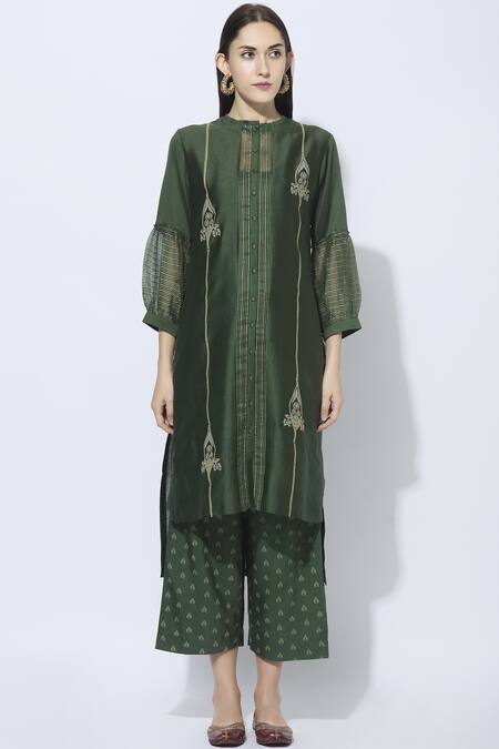 Arcvsh By Pallavi Singh_Green Silk Chanderi Kurta, Slip Round Set_Online_at_Aza_Fashions