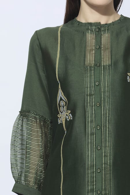 Arcvsh By Pallavi Singh_Green Silk Chanderi Kurta, Slip Round Set_at_Aza_Fashions