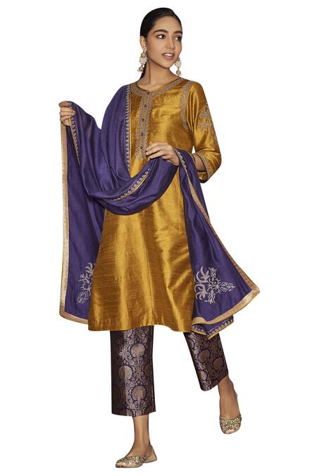 Buy_Sue Mue_Yellow Raw Silk, Brocade, Mul Round Embroidered Kurta Set_Online_at_Aza_Fashions