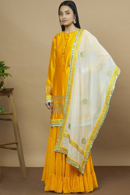 Aksh_White Chanderi, Georgette Round Kurta Set_Online_at_Aza_Fashions