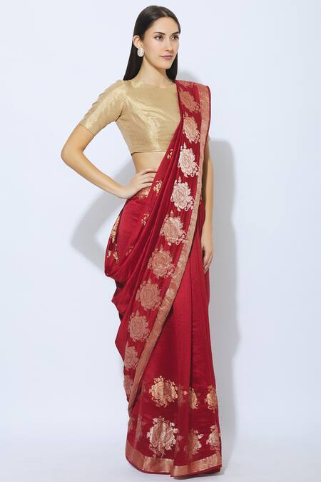 Vishwa By Pinki Sinha_Red Handloom Banarasi Saree_Online_at_Aza_Fashions