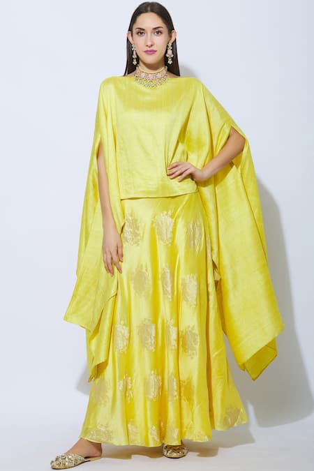 Pinki Sinha Yellow Handloom Banarasi Wide Neck Skirt Set 