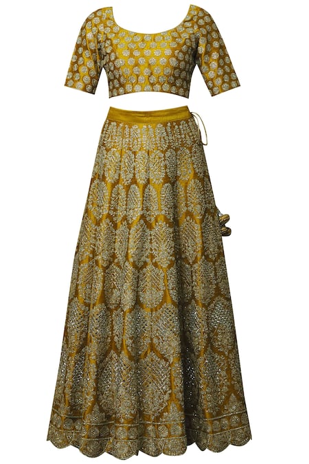 Shop_Vandana Sethi_Yellow Dupion Raw Silk U Neck Embroidered Bridal Lehenga Set _Online_at_Aza_Fashions