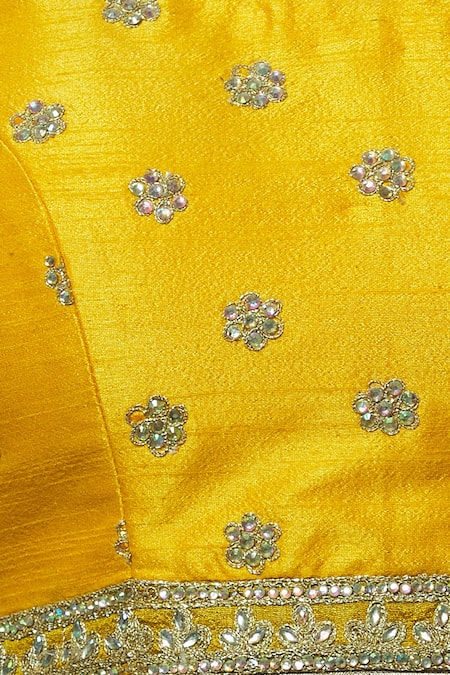 Vandana Sethi_Yellow Dupion Raw Silk U Neck Embroidered Bridal Lehenga Set_at_Aza_Fashions