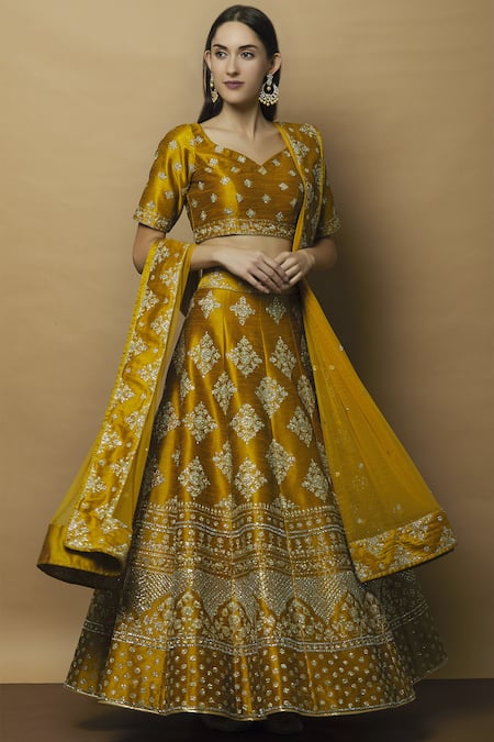 Vandana Sethi Embroidered Bridal Lehenga Set 