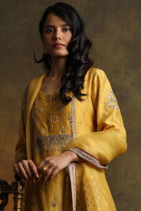 Anju Modi_Yellow Chanderi Kurta Set_Online_at_Aza_Fashions