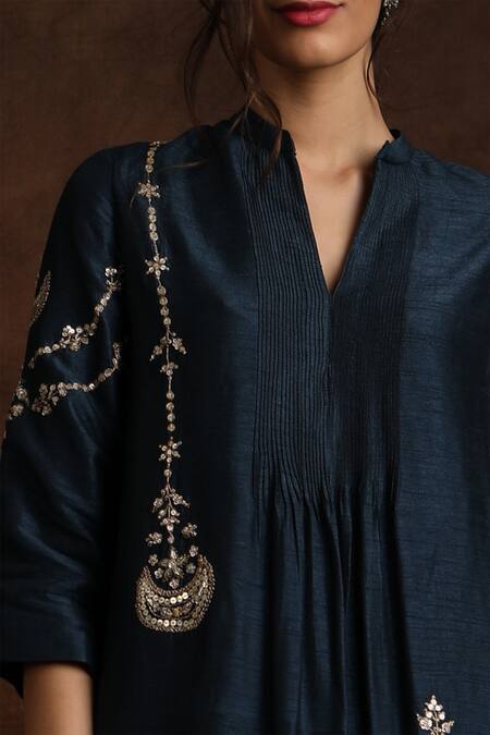Buy_Anju Modi_Blue Silk Chanderi Kurta And Palazzo Set_Online_at_Aza_Fashions
