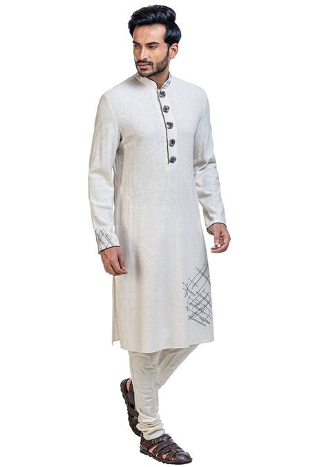 Buy_Poonam Kasera_Black Matka Embroidered Bundi Kurta Set_Online_at_Aza_Fashions